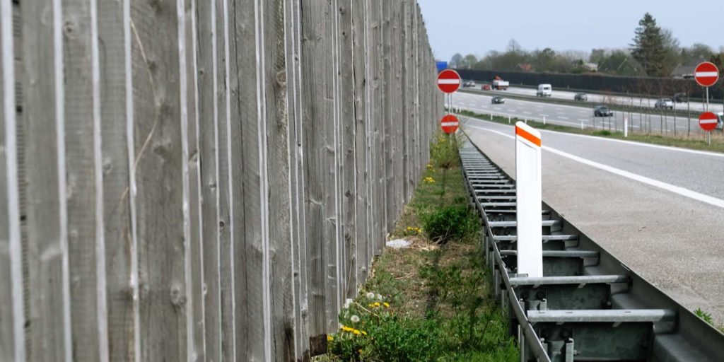 Hastigheden sættes ned: Her må du kun køre 80 km/t på motorvejen fra på fredag
