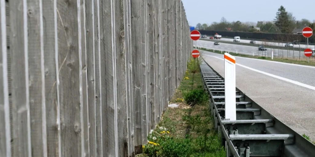 Hastigheden sættes ned: Her må du kun køre 80 km/t på motorvejen fra på fredag