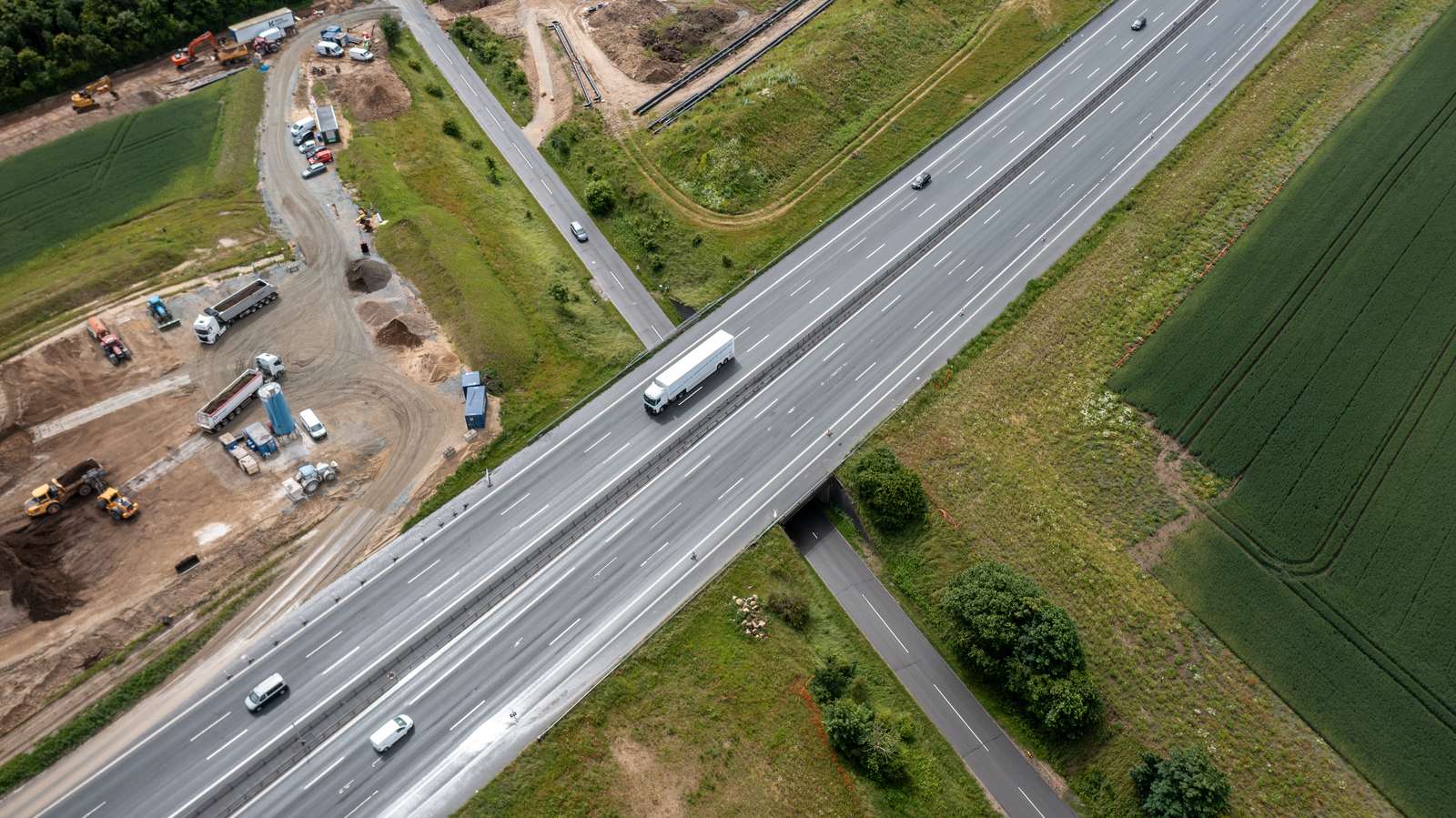 Udbyggelse af motorvej: Få et overblik over, hvilke veje, der spærres hvornår