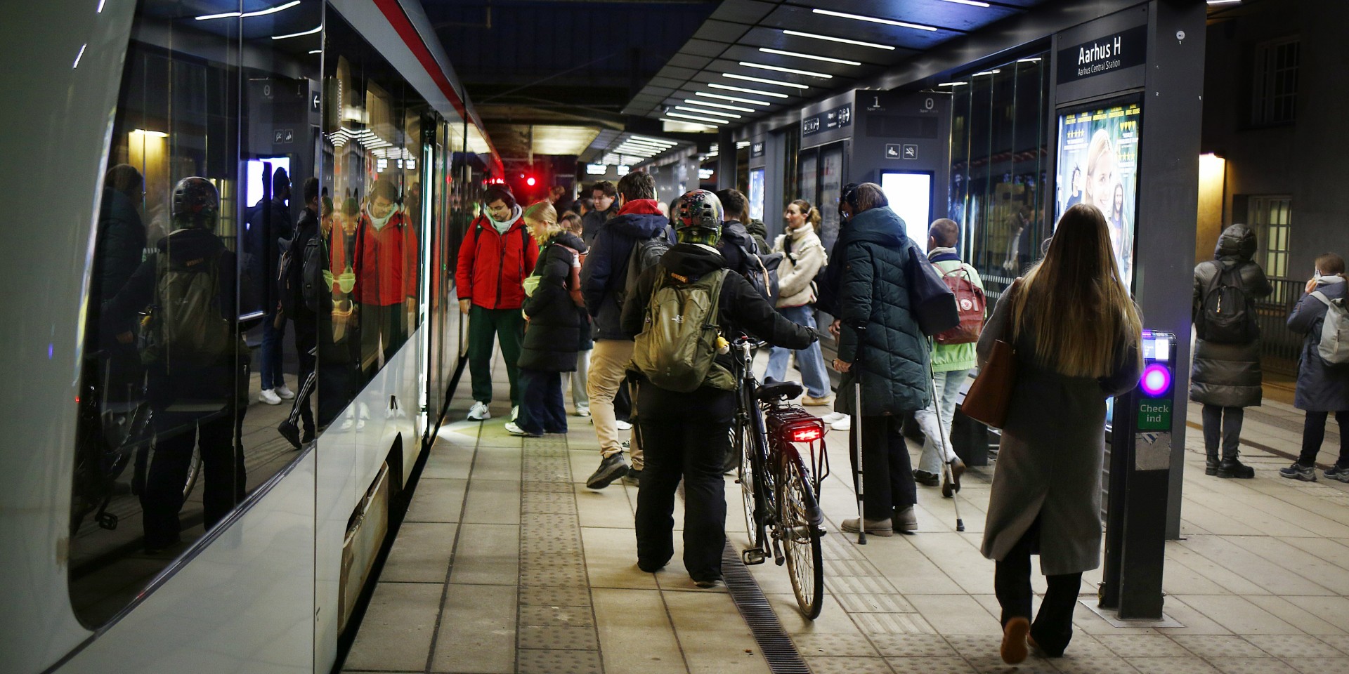 En opfordring til hensyn: Her opfordre trafikselskab til ikke at tage cyklen med