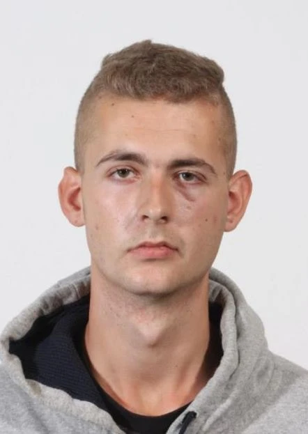 28-årig efterlyses for drabsforsøg