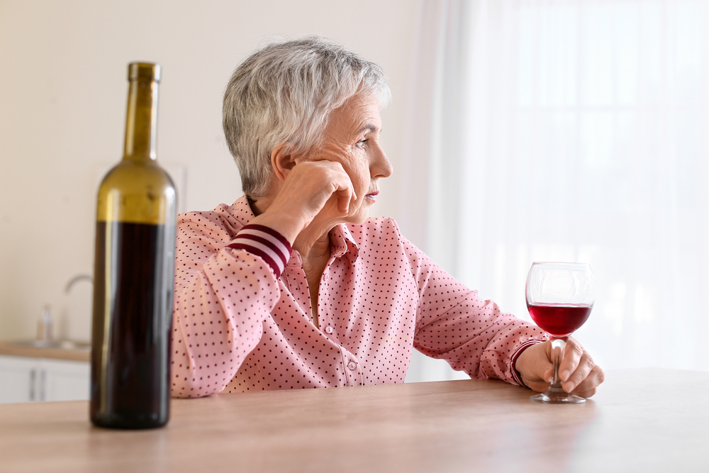 Særligt til ældre: Ved du, at alkohol skader mere med alderen?