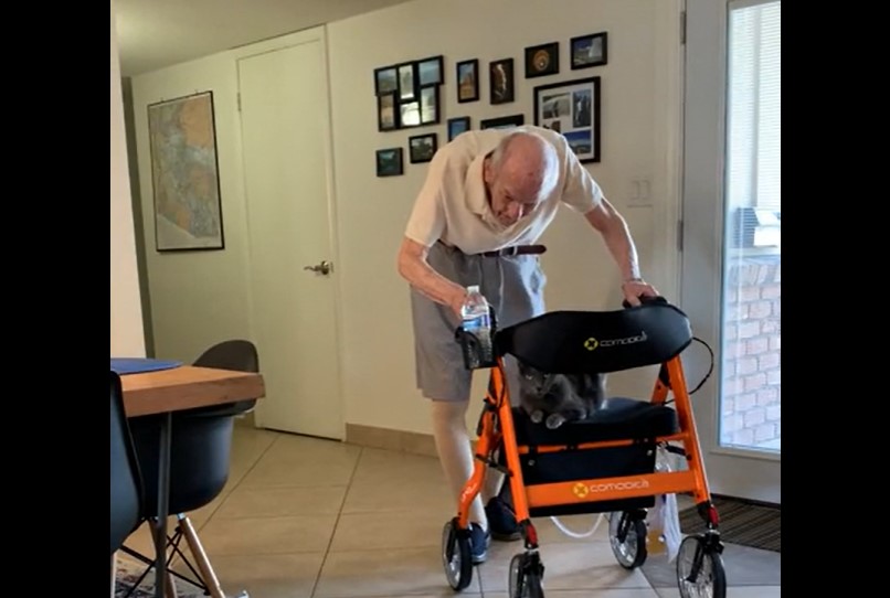 94-årig fik sit største ønske opfyldt: Se den hjertevarme video