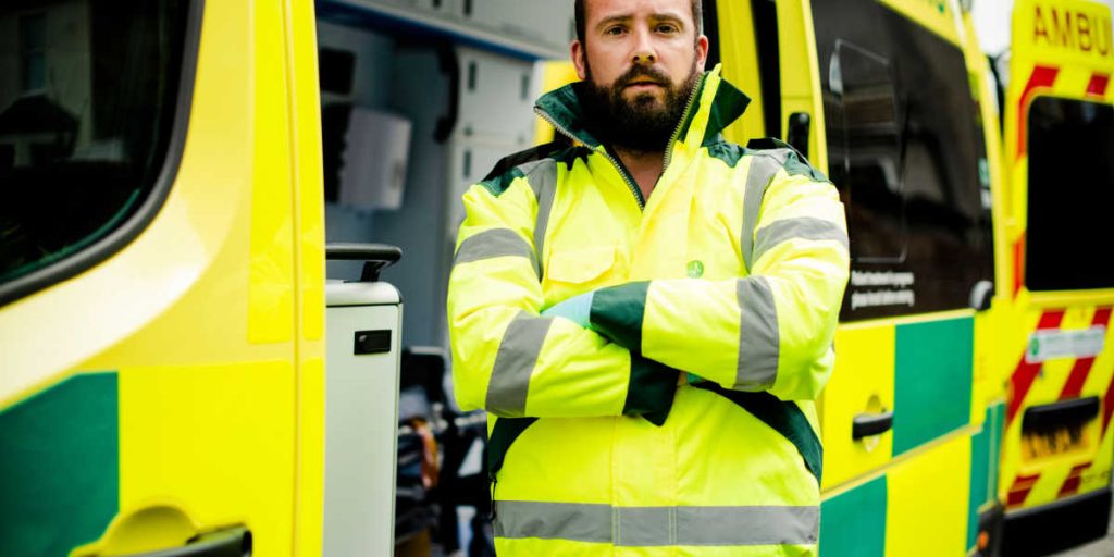 Få minutter efter kvindens død gjorde paramediciner dette: Man græmmes ved tanken