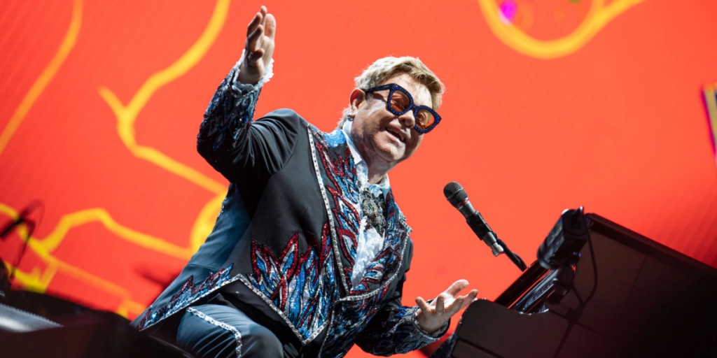 Elton John afslører stor karriereændring efter nuværende turné