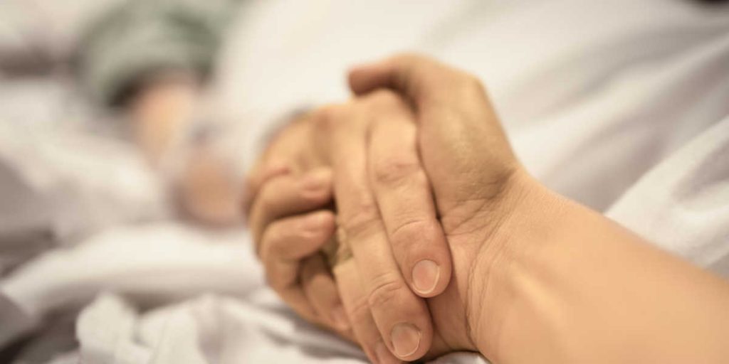 Trin for trin: Her er kroppens fysiske signaler, når vi nærmer os livets afslutning