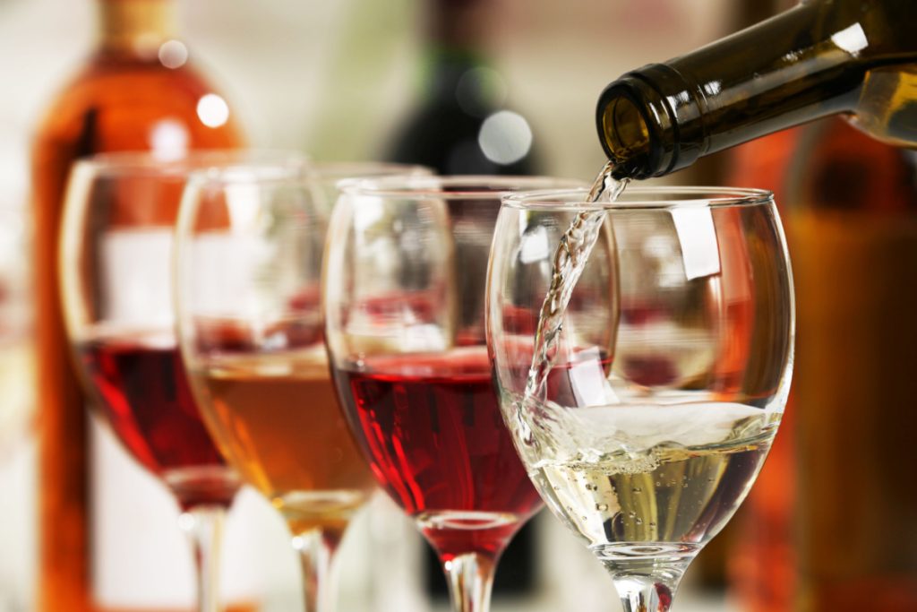 Vinekspert deler et ‘livsændrende’ trick til at holde vin frisk efter åbning
