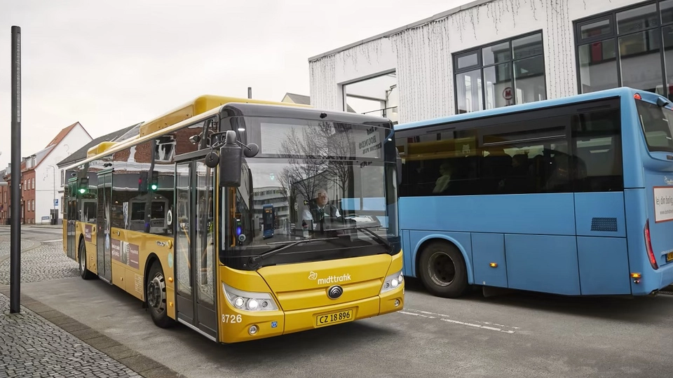Midttrafik i problemer efter besparelser: 4000 har henvendt sig