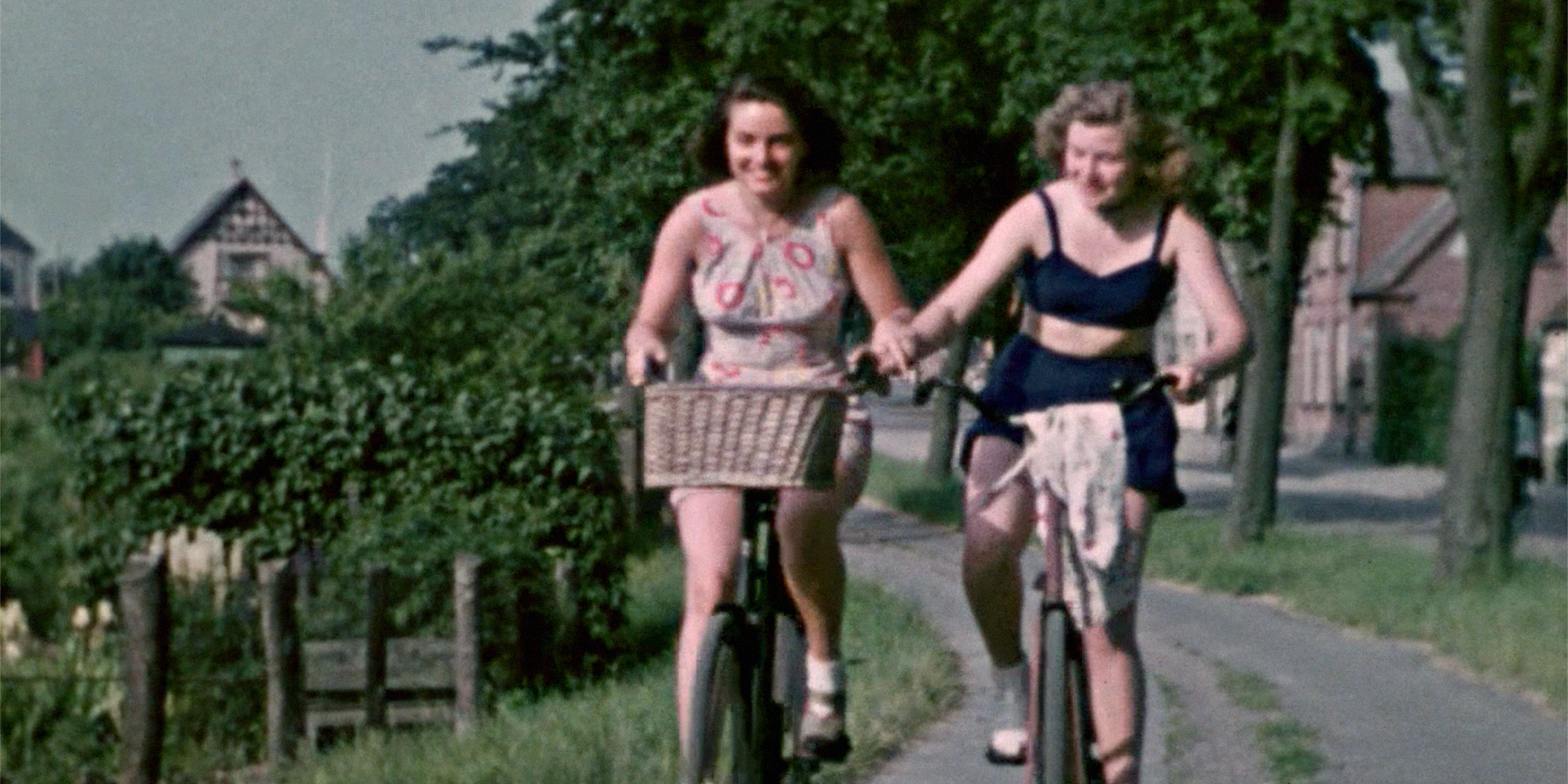 Nostalgisk hygge til juledagene: Oplev lokalhistorien i levende billeder