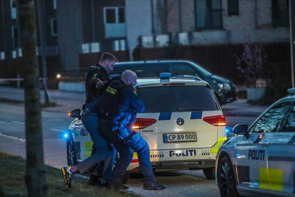 Voldsom biljagt: BMW X5 på flugt fra politiet