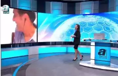 Historien tog en vild drejning: Mand blev overfaldet på live TV