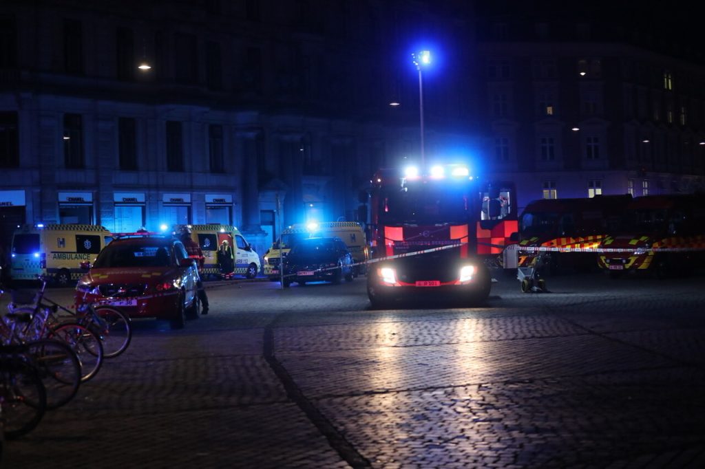 Massiv brandudrykning: Risiko for brandspredning i Indre København
