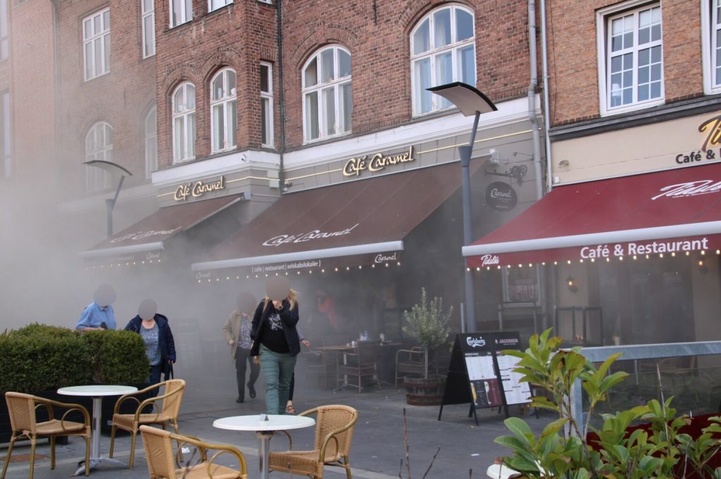 Brand på restaurant: Folk vælter ud