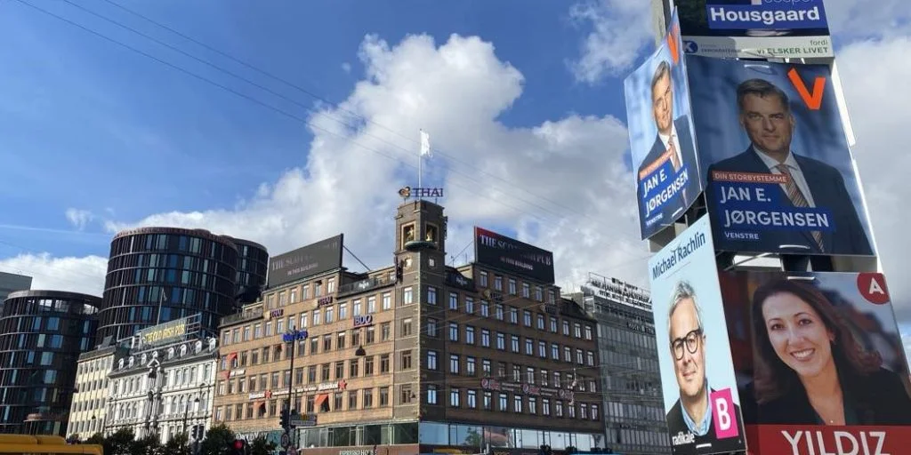 Er tiden løbet fra valgplakater? Så meget sviner de