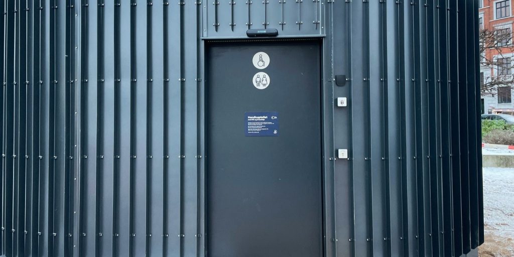 Vil være en stor hjælp for tusindvis af danskere – dansk by får helt særligt toilet