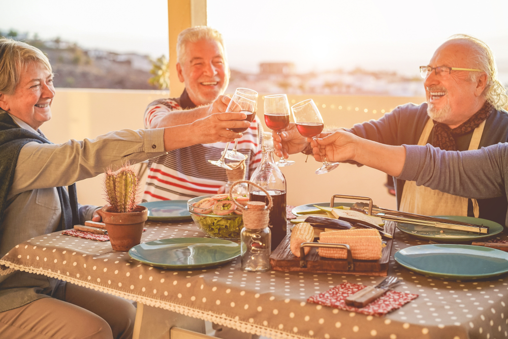 Det er ikke længere sundt at drikke et til to glas øl eller vin om dagen!