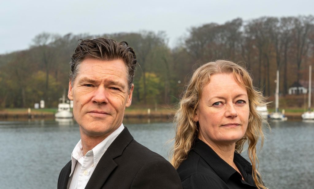 Heidi mødte Claus til hans bogreception: Syv år senere udkommer deres fælles bogbaby