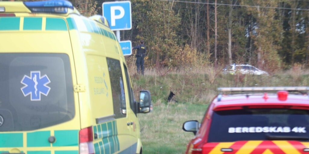 Togtrafik lammet – person død af påkørsel