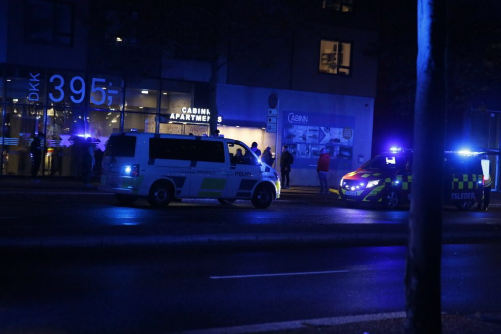 Stor udrykning til hotelbrand i København
