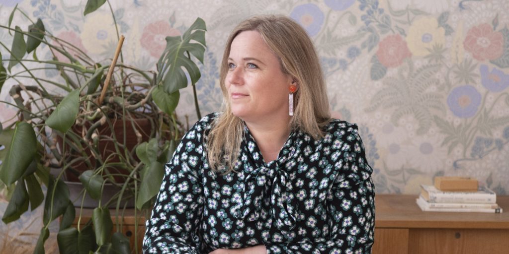 Hun skal tegne årets Julemærke
