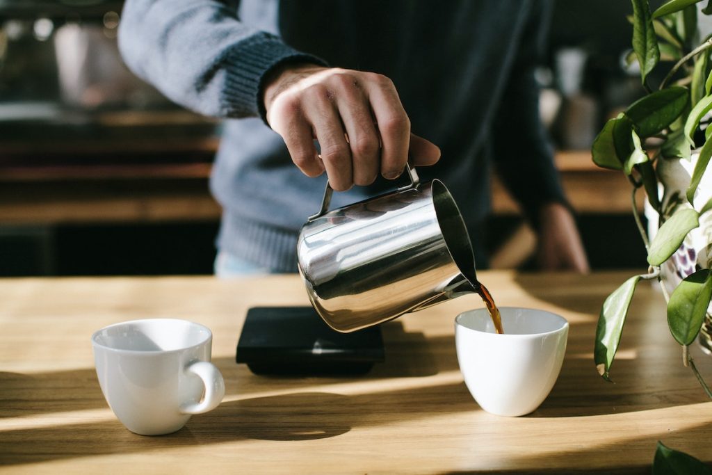 5 ting du bør gøre før den første kop kaffe