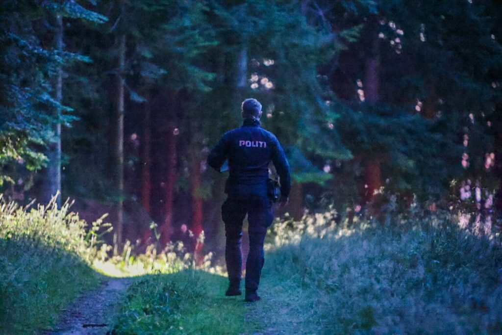 Forsvundet mand fundet død i skov