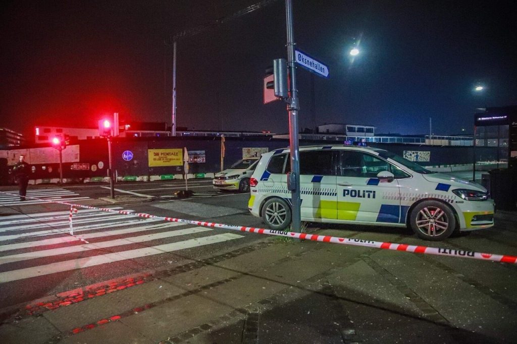 16-årig stukket ned under slagsmål