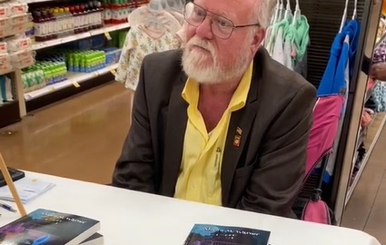 Trist forfatter fik uventet besøg: Pludselig endte hans bog på toppen af bestseller-listerne