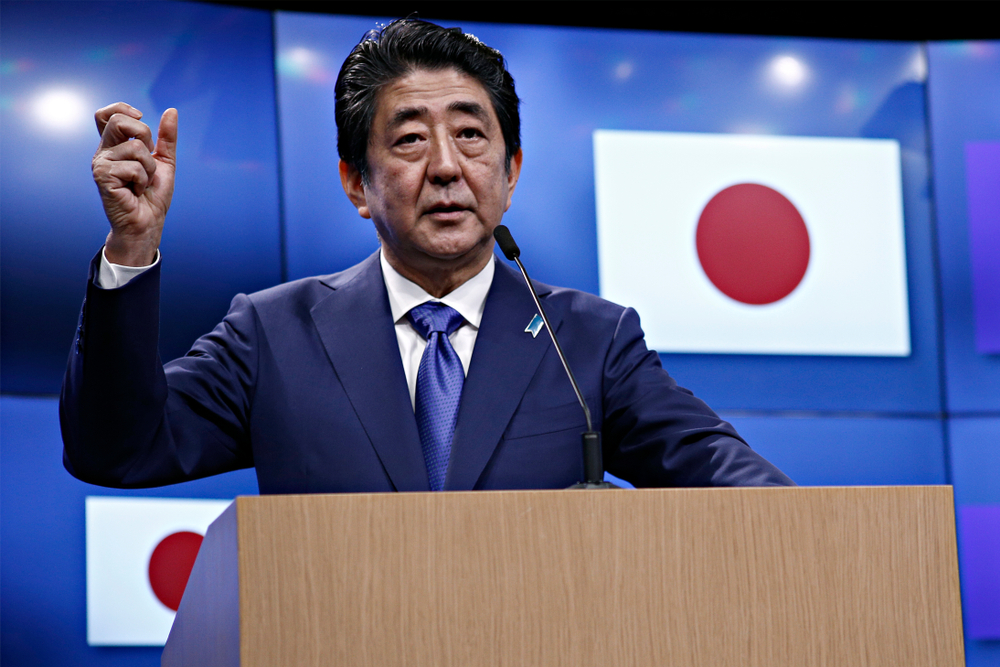 Skudattentat: Den tidligere japanske premierminister Shinzo Abe skudt på åben gade