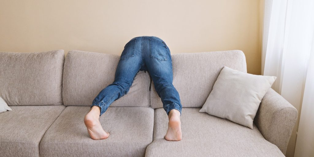 Bag sofaen og 4 andre steder, vi glemmer at gøre rent ifølge ekspert