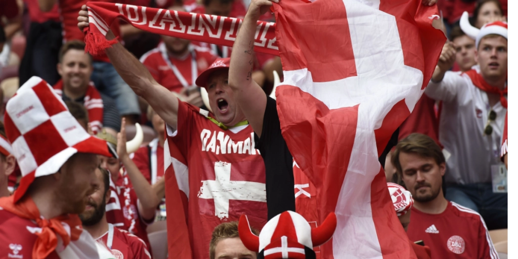 Klar til fodboldfest? Her bliver der sat storskærm op til EM