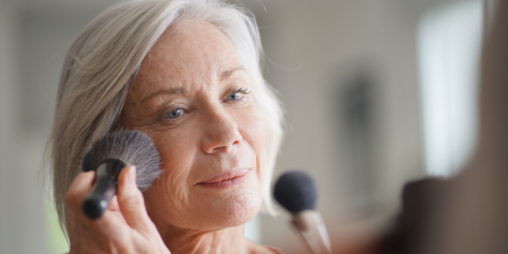 Skønhedstip til seniorer: Det er dette område af dit ansigt, du skal fokusere make up’en omkring