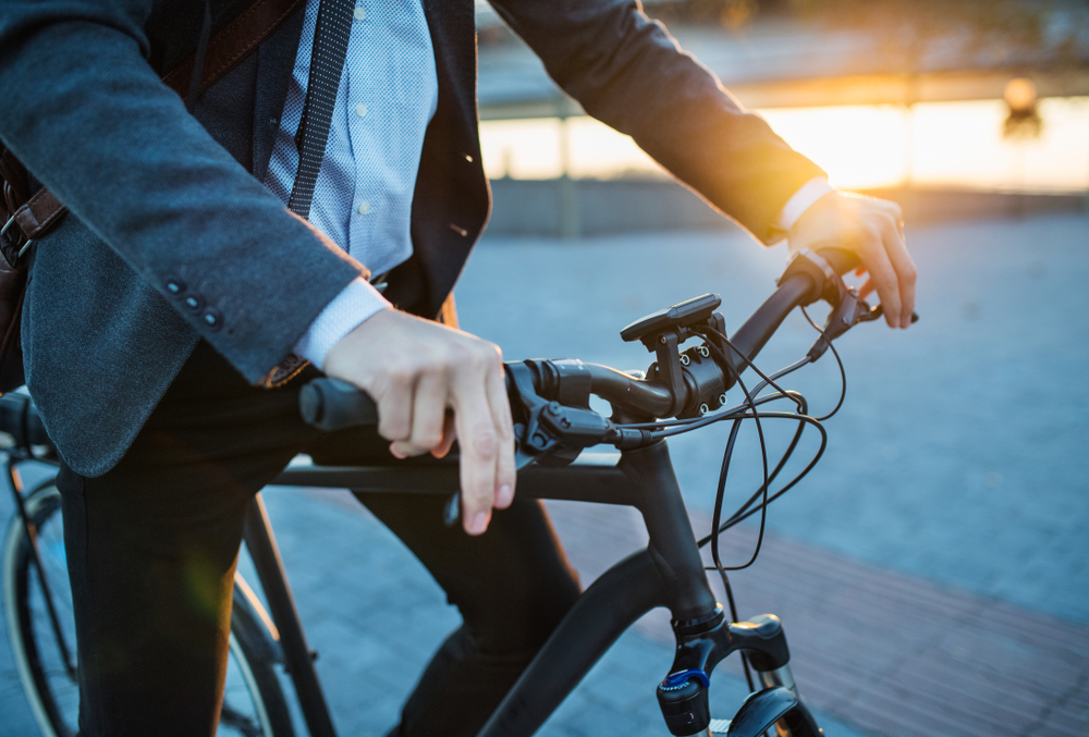 Forsikringsselskab med opråb til danskerne: Pas på i mørket når du cykler!
