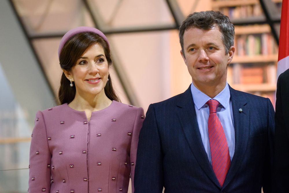 Kronprins Frederik og kronprinsesse Mary vækker opsigt i udlandet: Det ligner en midtlivskrise