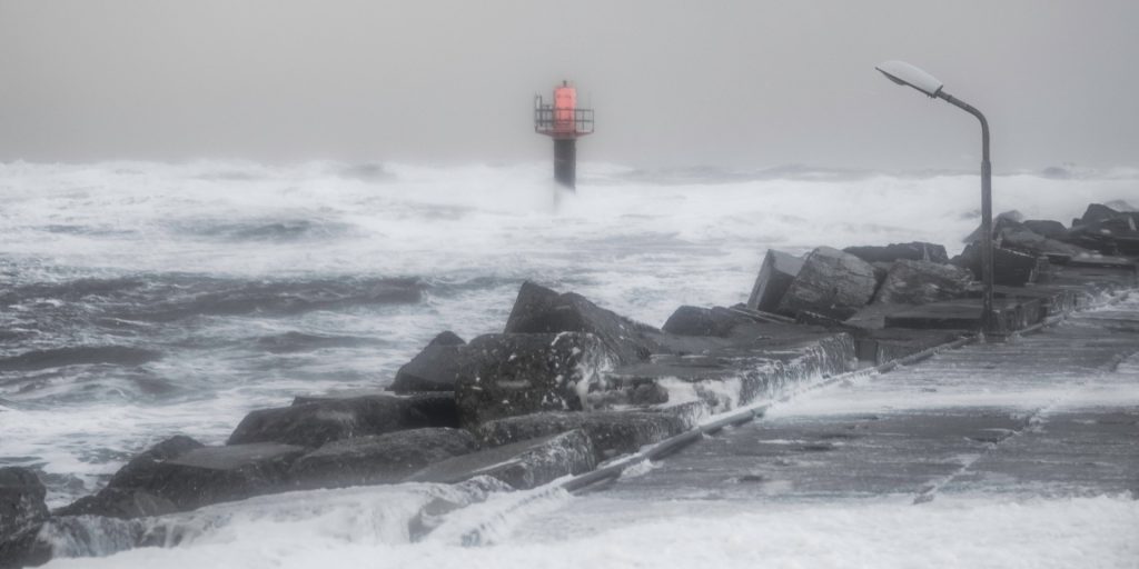 Gør dig klar: Sådan forbereder du dig på storm og stormflod