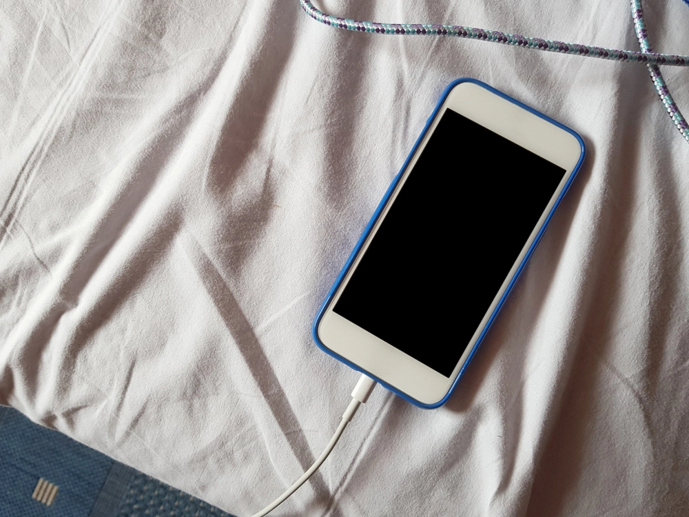 FBI kommer med advarsel: Oplad aldrig din mobil i lufthavne eller på hoteller