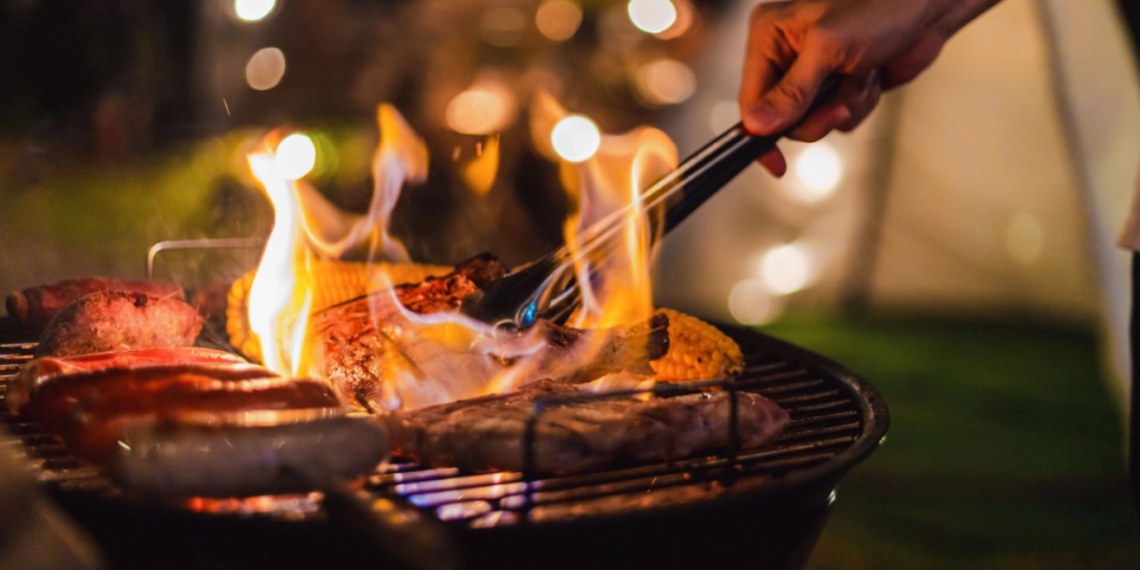 6 gode råd til grillaftenen: Sådan undgår du at blive syg