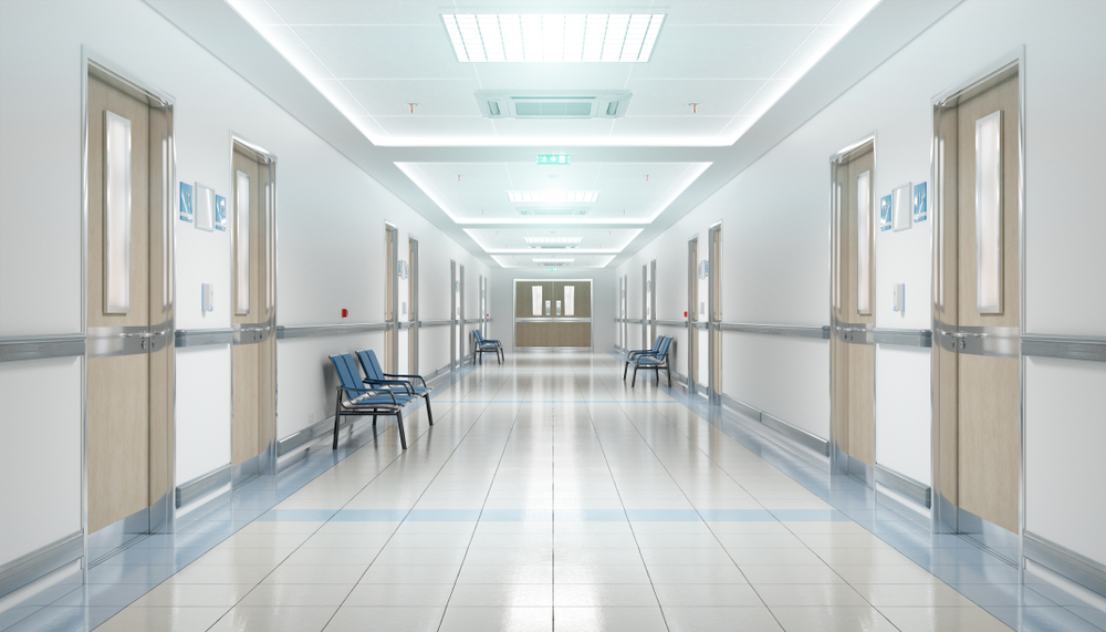 Mands besøg på hospital udløser evakuering: Puttede en granat op i bagdelen