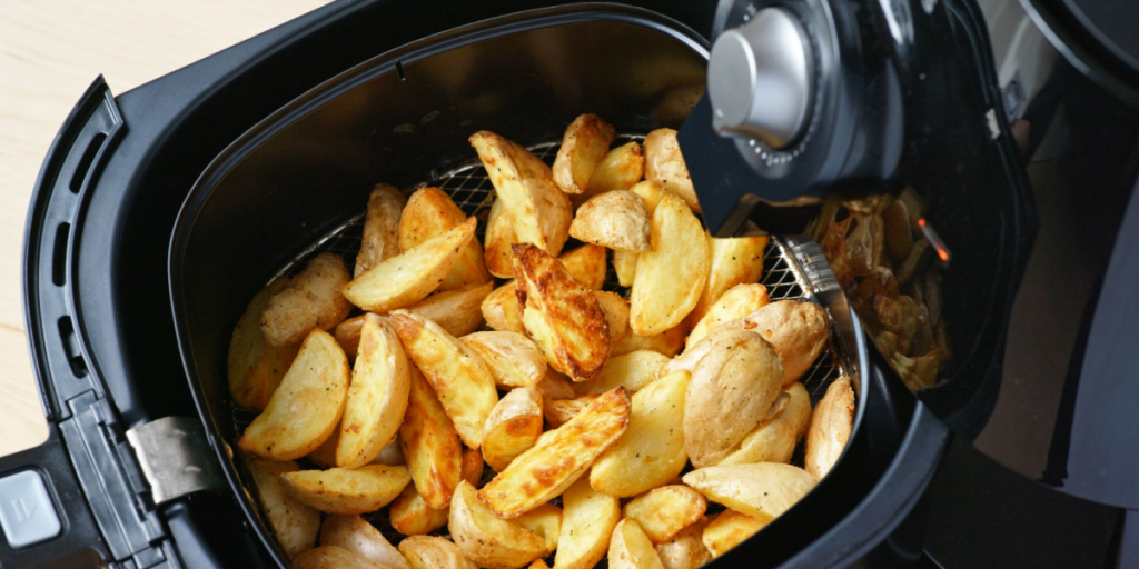 Simpel opskrift til airfryer: Sådan får du de sprødeste kartofler