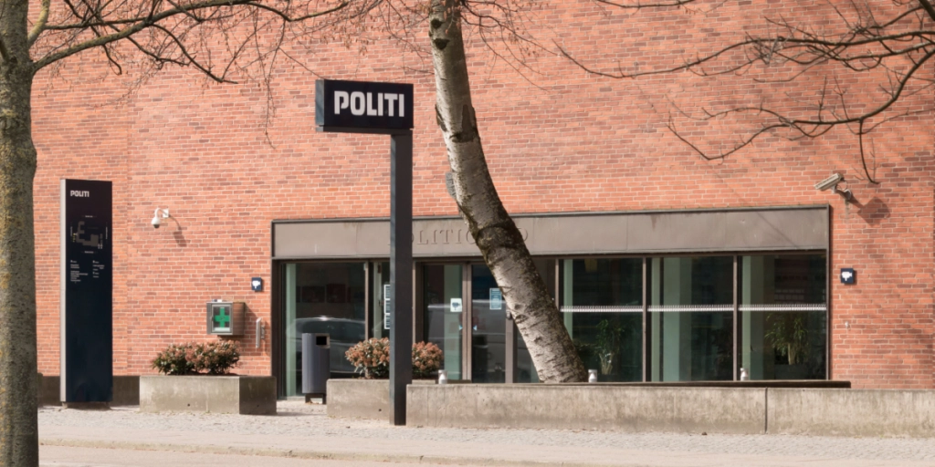 Politiet med kraftig opfordring efter stigning: Stop op!