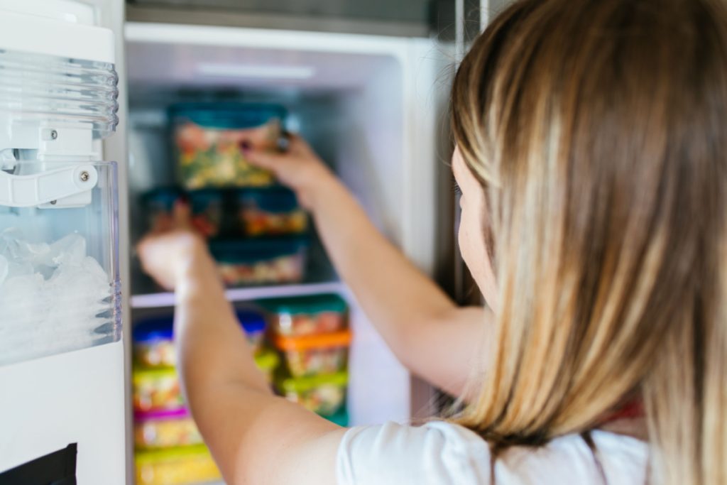 Du kan fryse både mælk, ost og kartofler: Sådan gør du