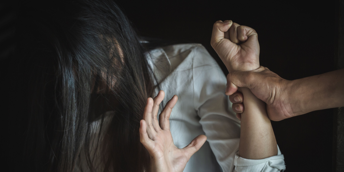 Voldsudsatte kvinder mangler efterværn – det skal nyt fællesskab lave om på