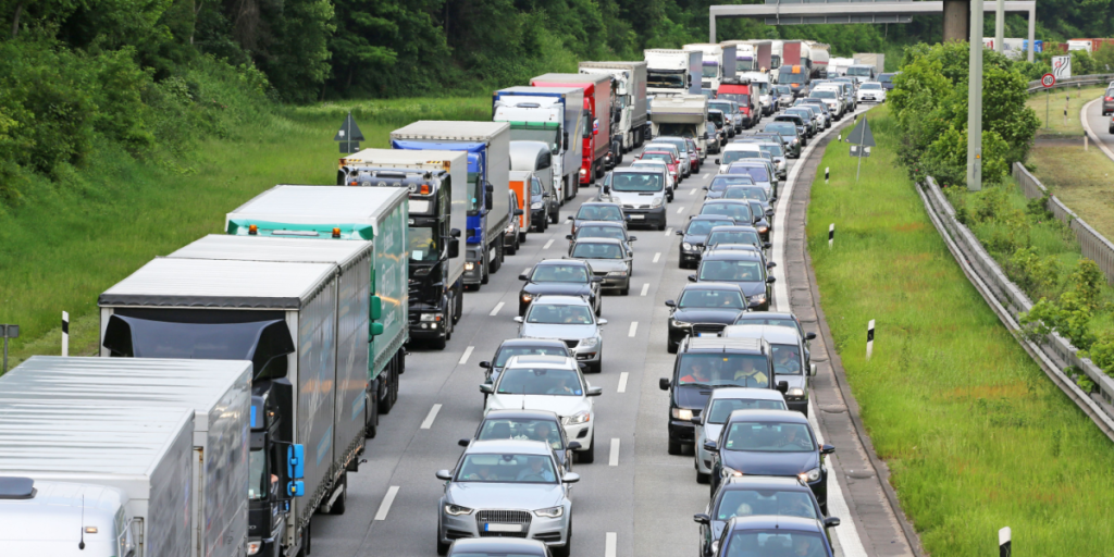FDM advarer: Disse motorveje kan give mange timers kø på kør-selv-ferien
