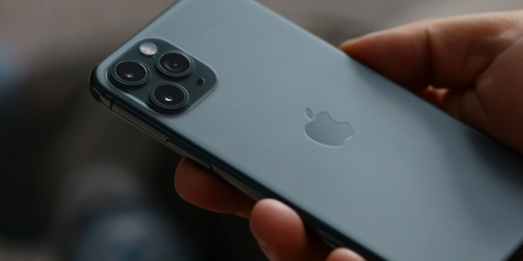 IPhone-ejere er først nu ved at finde ud af, hvad den mystiske sorte cirkel på bagsiden gør