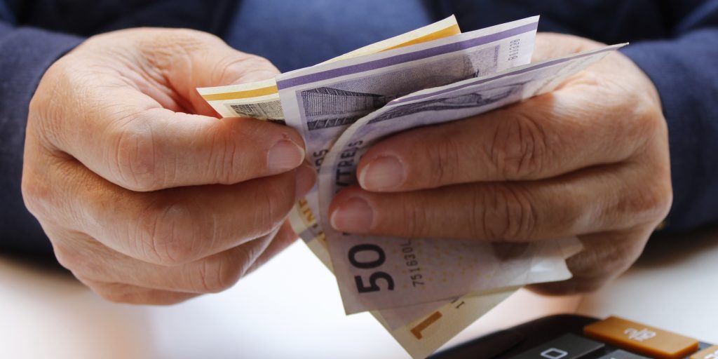 Godt nyt til 63.800 pensionister – flere penge hver måned på vej