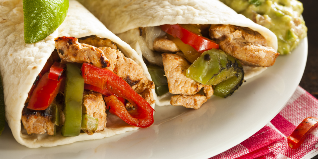 De lækreste fajitas på 25 minutter: Du skal kun bruge en airfryer, en kniv og en skål
