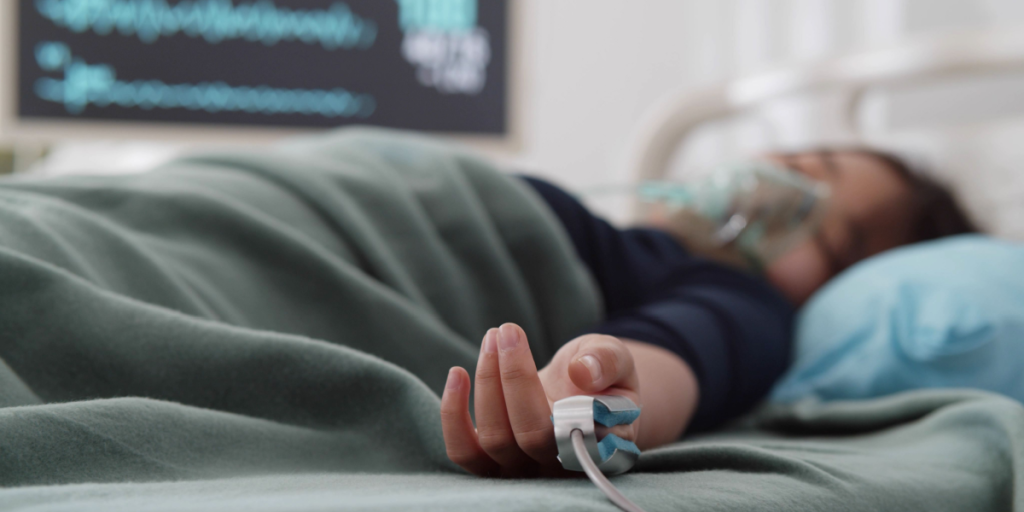 Flere unge indlagt på hospitalet efter farlig TikTok-udfordring