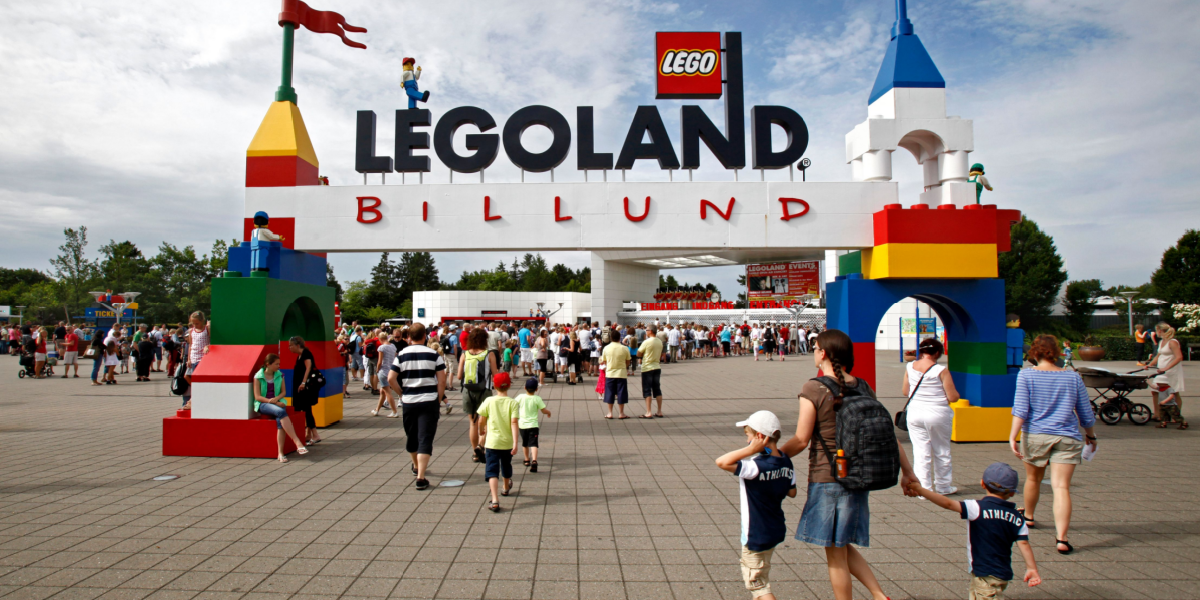 Vil du være pirat eller prinsesse? LEGOLAND søger 700 medarbejdere i alle aldre til sommersæsonen