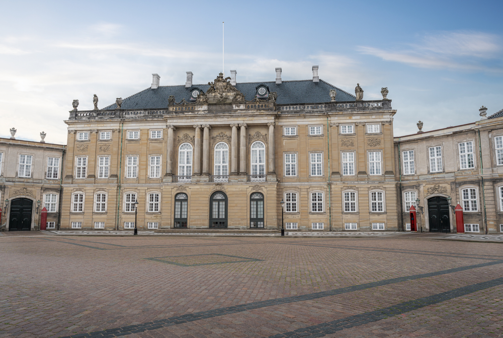 Endnu et medlem af kongefamilien går ned med corona