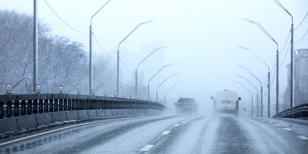 Masser af regn og risiko for sne: Sådan bliver vejret de næste dage